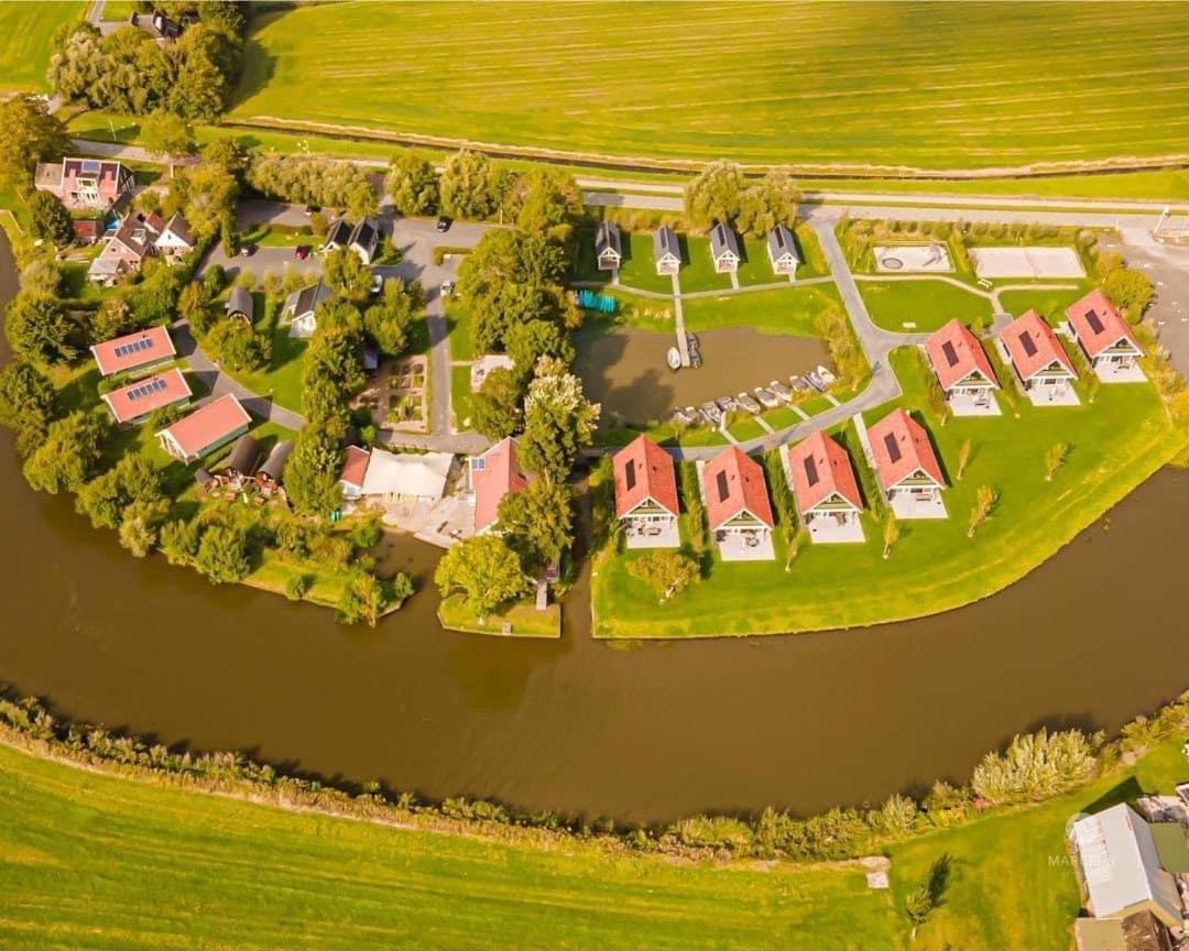 Pod Huisje Met Hottub Dokkum Exterior photo